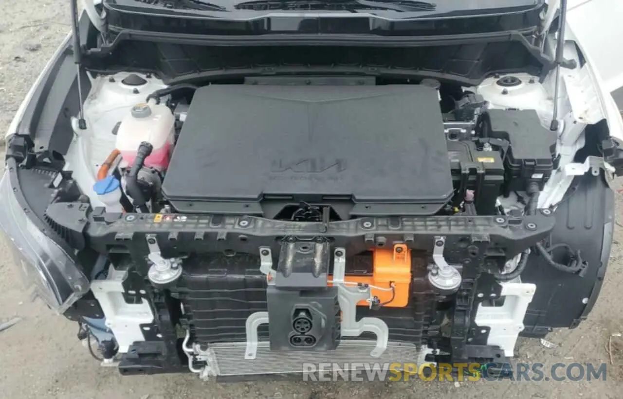 12 Photograph of a damaged car KNDCT3L1XP5014270 KIA NIRO WAVE 2023