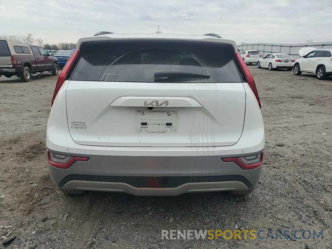 6 Photograph of a damaged car KNDCT3L1XP5014270 KIA NIRO WAVE 2023