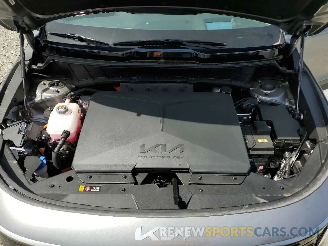 11 Photograph of a damaged car KNDCT3L18R5095871 KIA NIRO WAVE 2024