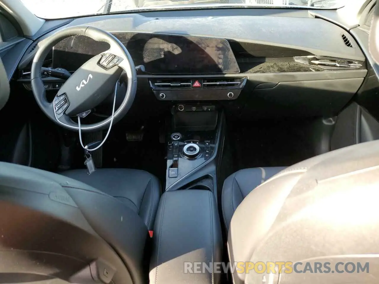 8 Photograph of a damaged car KNDCR3L10P5025583 KIA NIRO WIND 2023