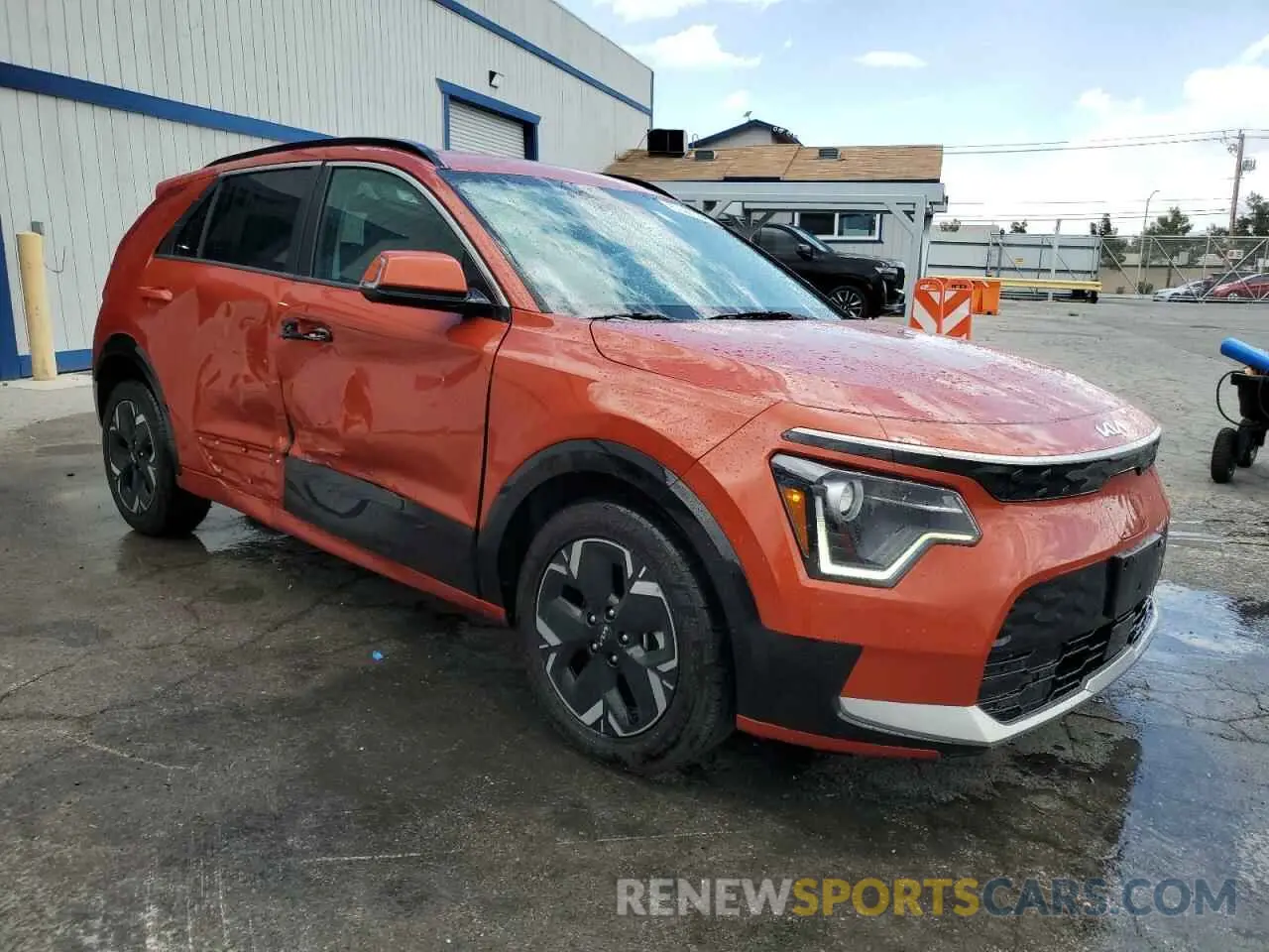 4 Photograph of a damaged car KNDCR3L11P5025348 KIA NIRO WIND 2023
