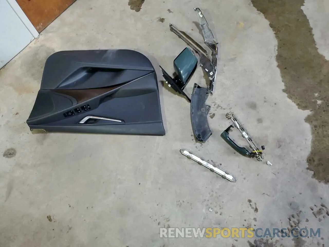 12 Photograph of a damaged car KNDCR3L12P5045902 KIA NIRO WIND 2023