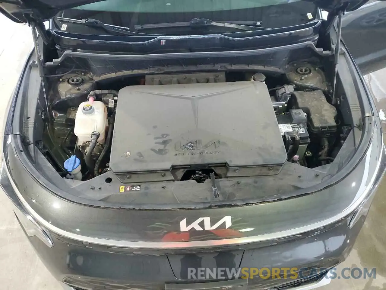12 Photograph of a damaged car KNDCR3L13P5046332 KIA NIRO WIND 2023