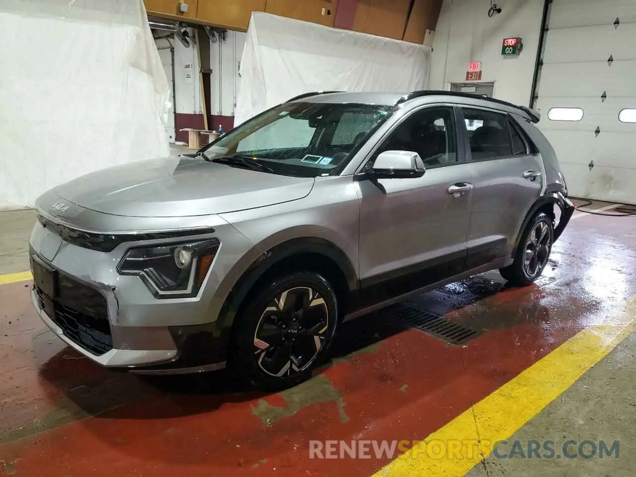 1 Photograph of a damaged car KNDCR3L13P5053619 KIA NIRO WIND 2023