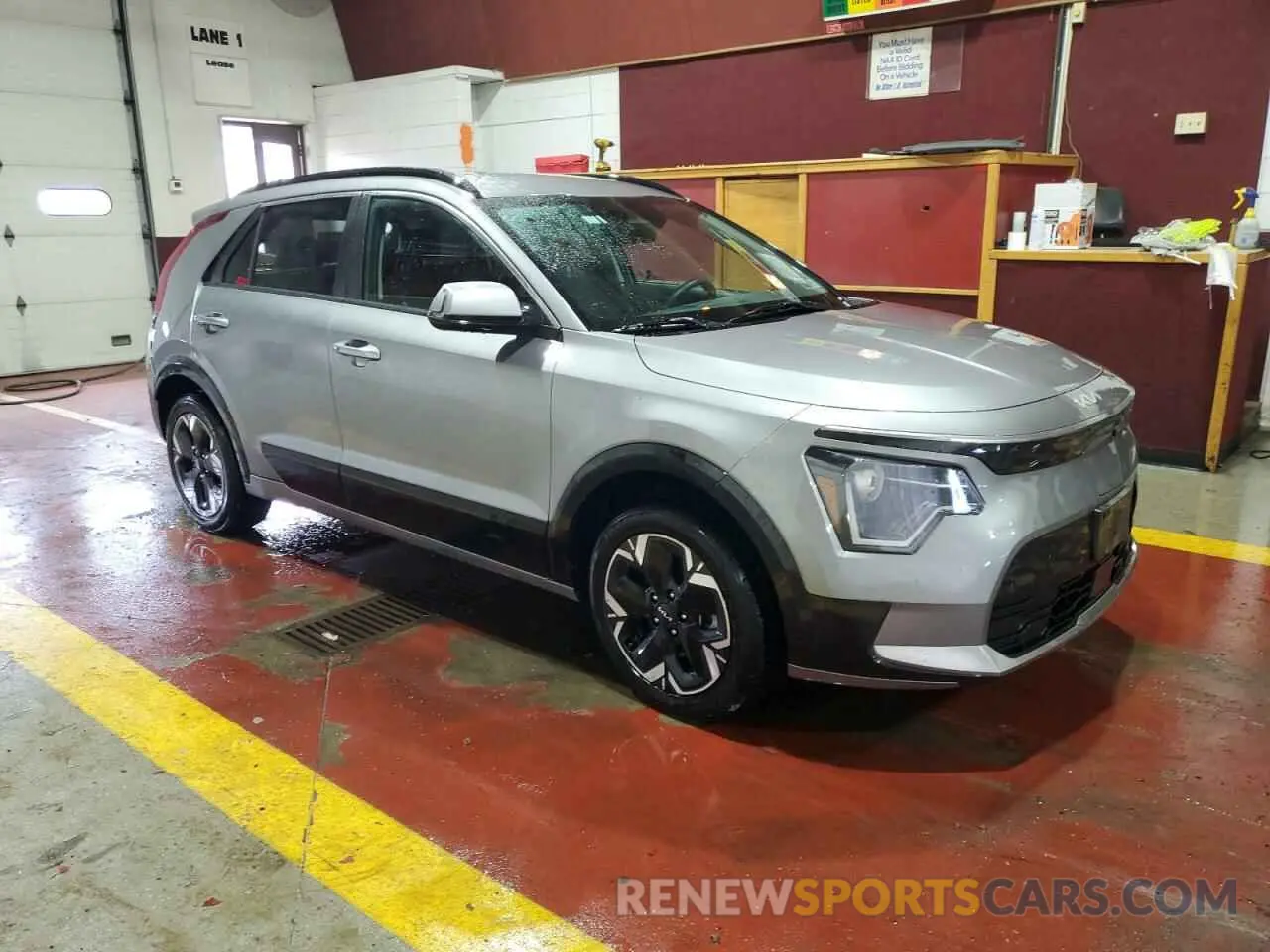 4 Photograph of a damaged car KNDCR3L13P5053619 KIA NIRO WIND 2023