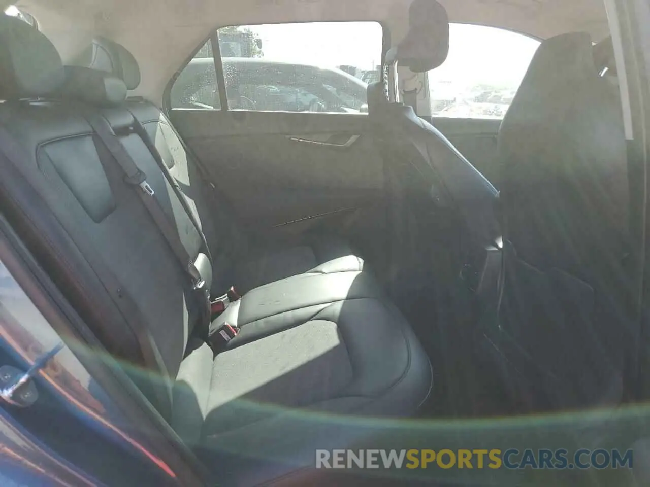 11 Photograph of a damaged car KNDCR3L14P5027756 KIA NIRO WIND 2023