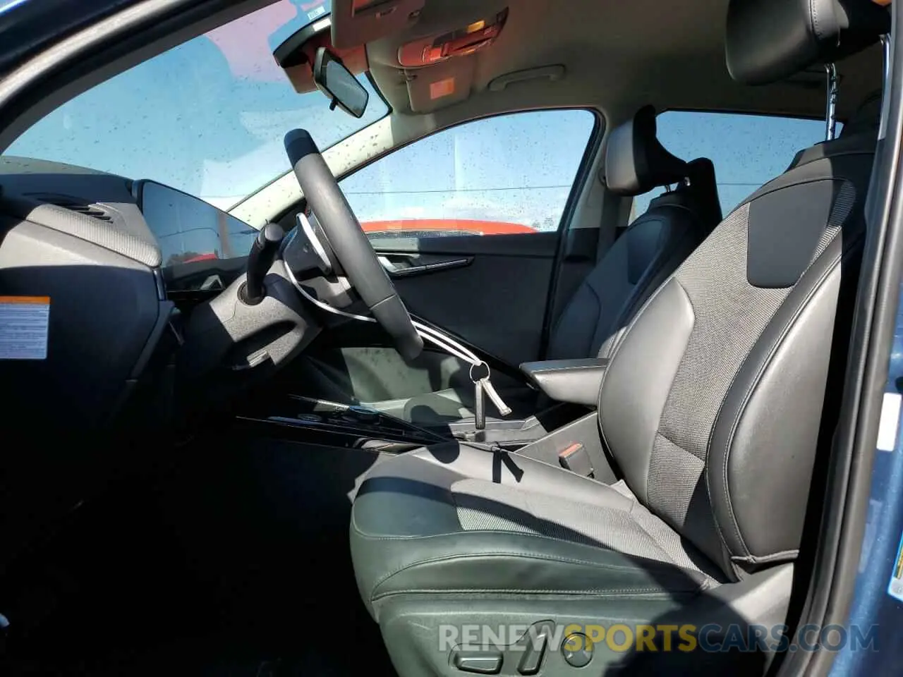 7 Photograph of a damaged car KNDCR3L14P5027756 KIA NIRO WIND 2023