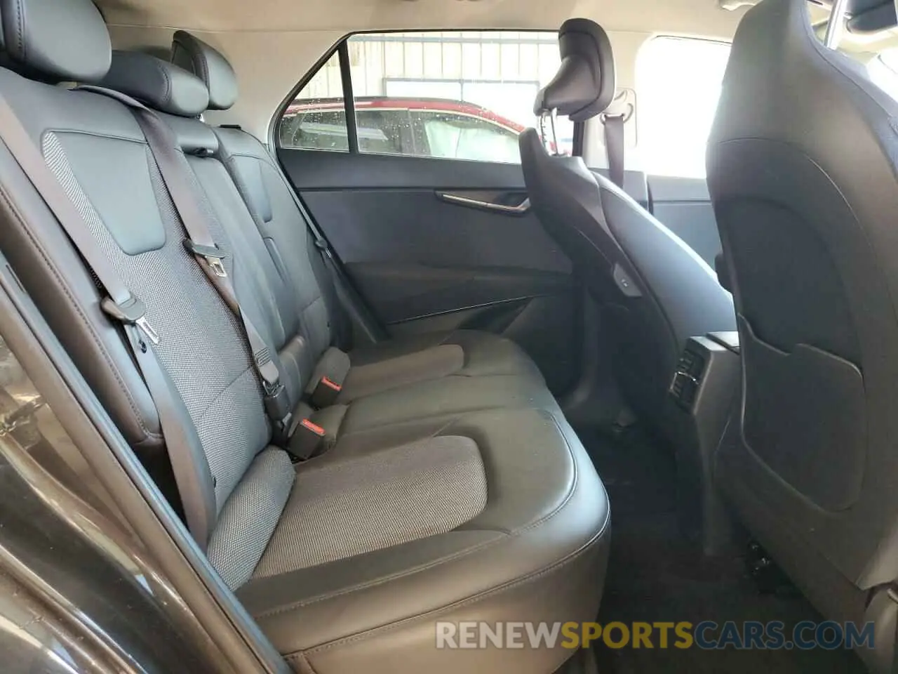 10 Photograph of a damaged car KNDCR3L15P5072480 KIA NIRO WIND 2023