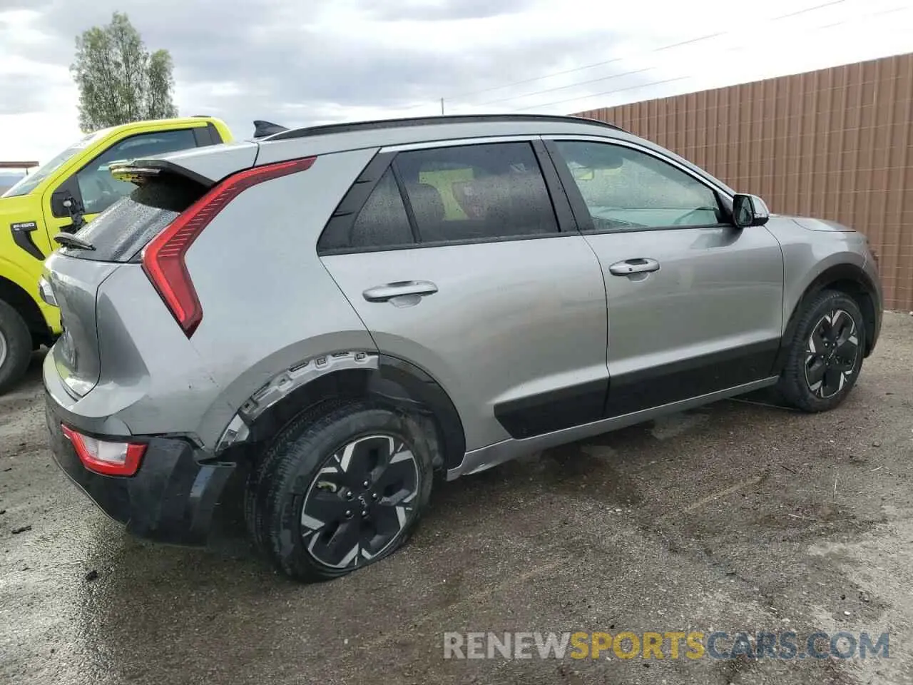 3 Photograph of a damaged car KNDCR3L16P5033560 KIA NIRO WIND 2023