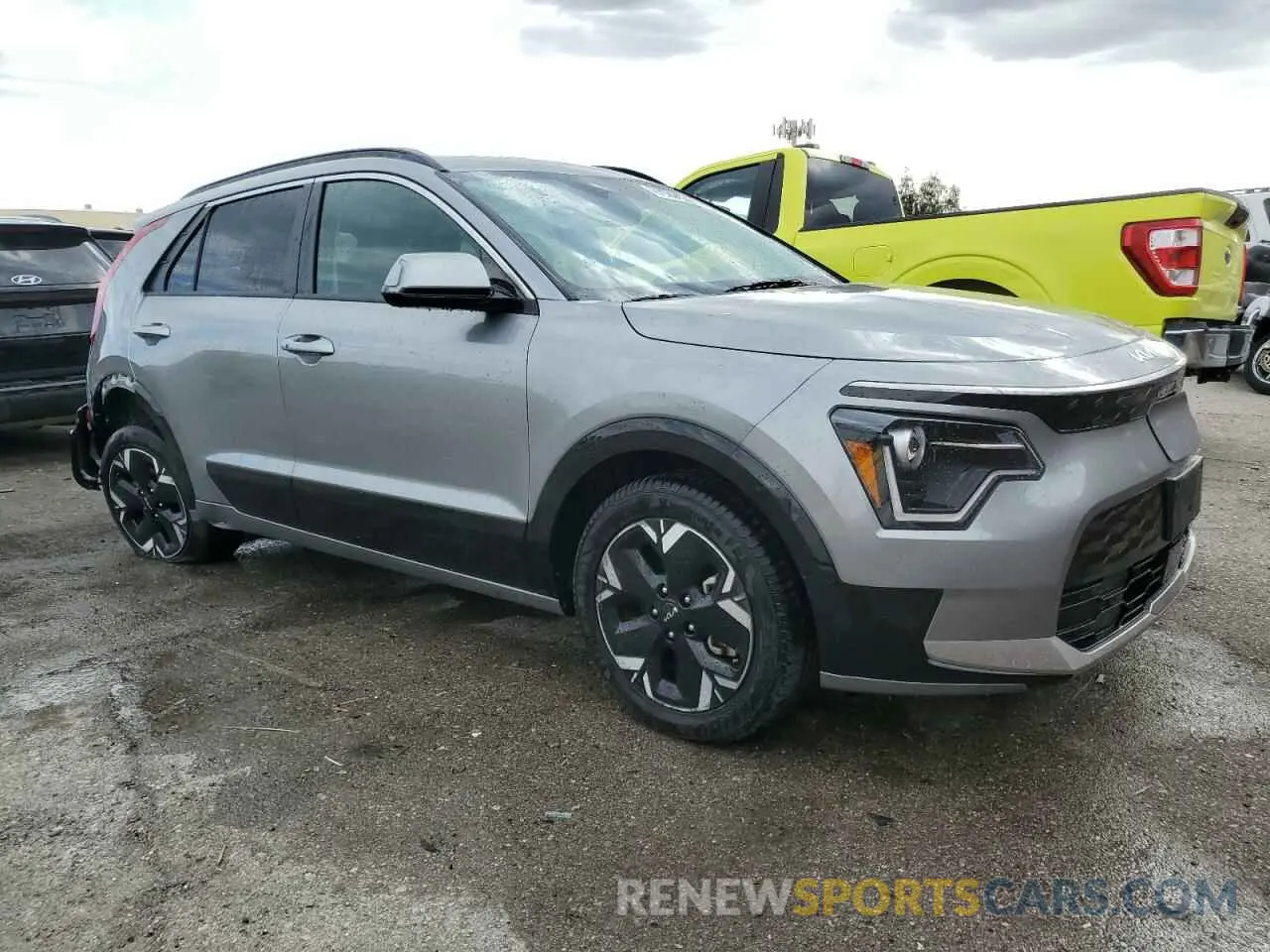 4 Photograph of a damaged car KNDCR3L16P5033560 KIA NIRO WIND 2023