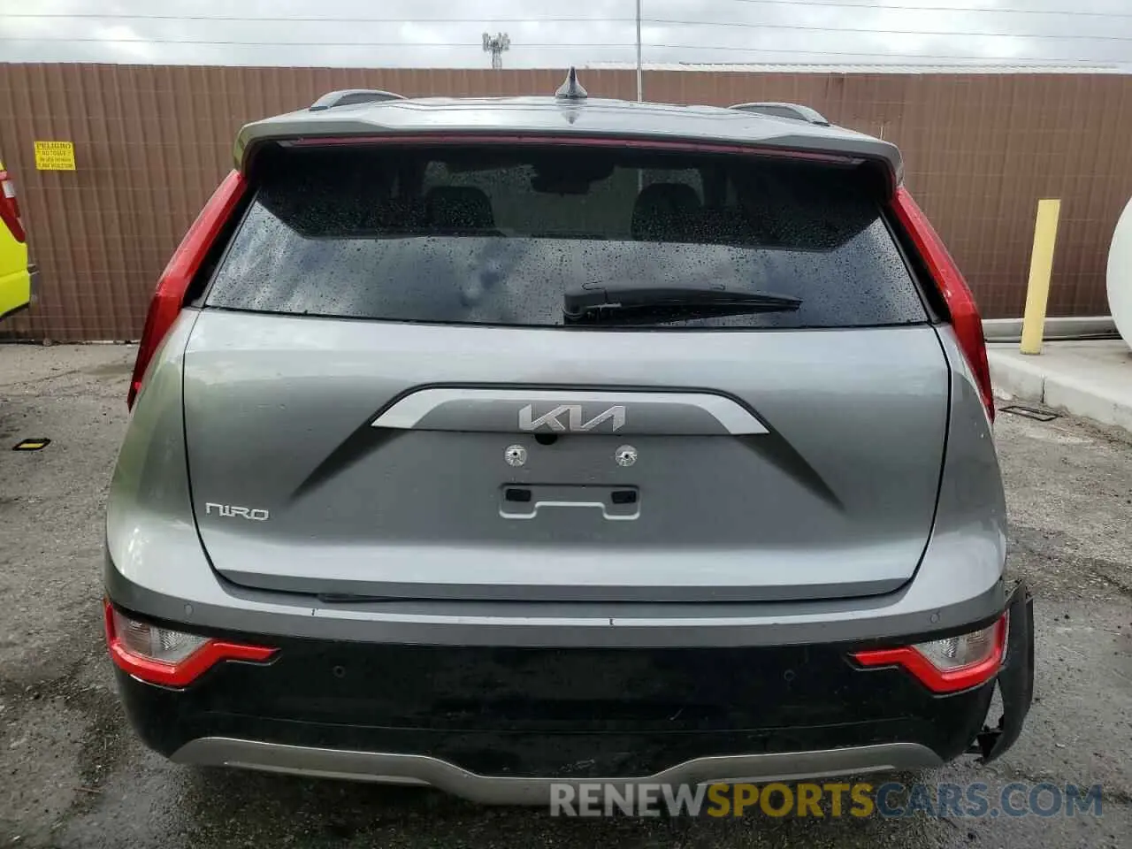 6 Photograph of a damaged car KNDCR3L16P5033560 KIA NIRO WIND 2023