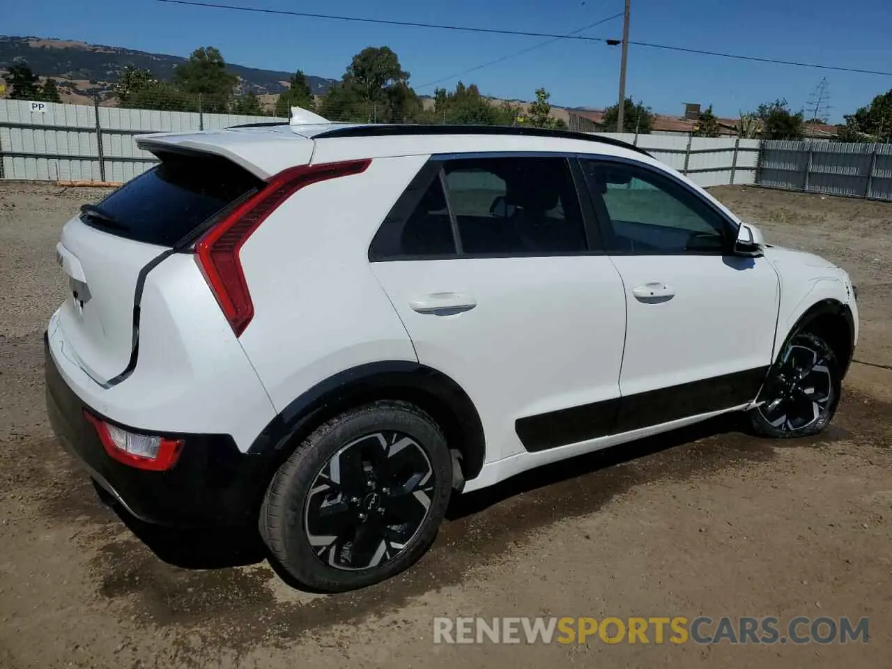 3 Photograph of a damaged car KNDCR3L16P5045501 KIA NIRO WIND 2023