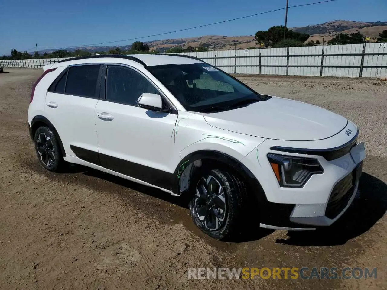 4 Photograph of a damaged car KNDCR3L16P5045501 KIA NIRO WIND 2023