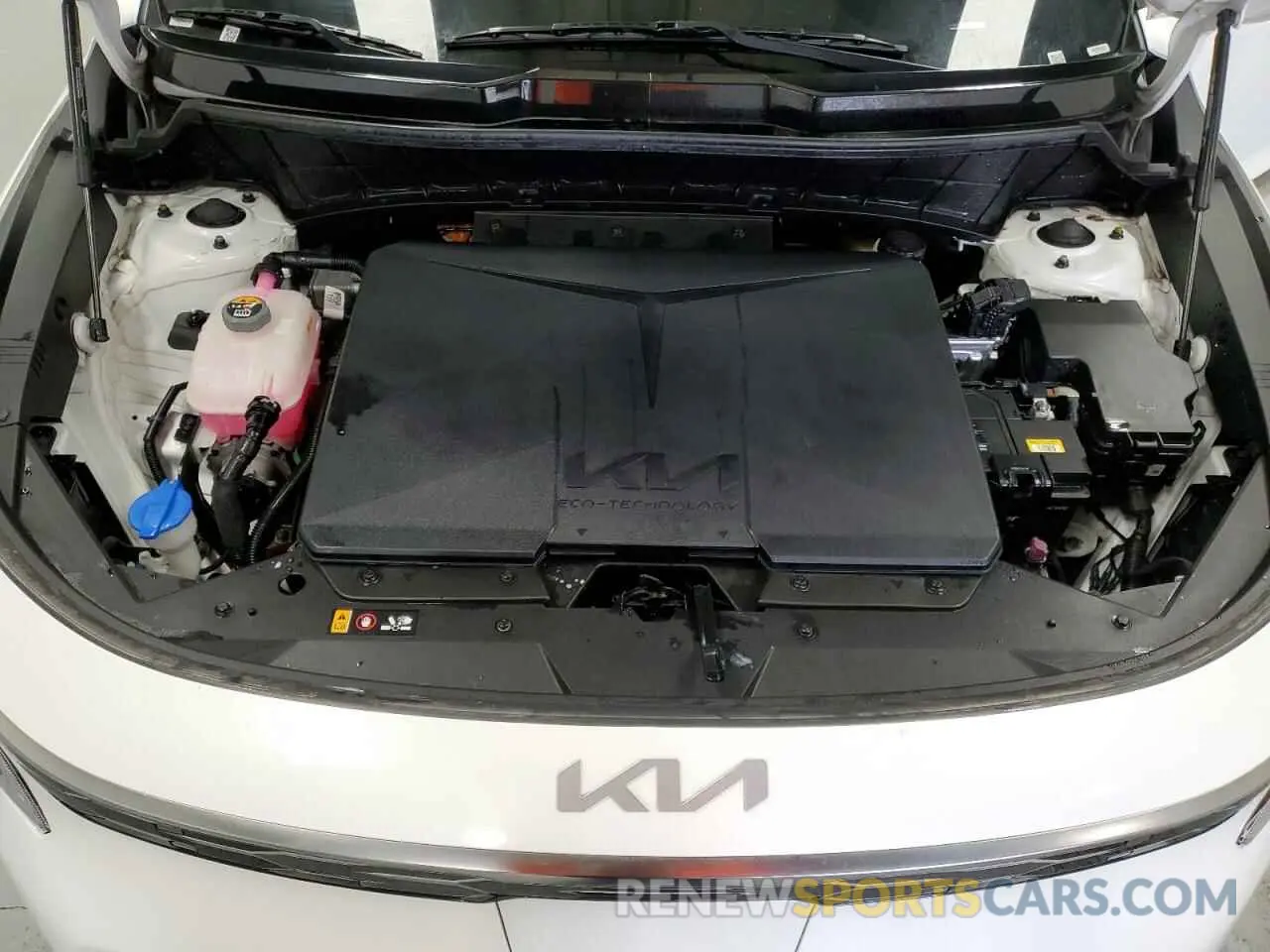 11 Photograph of a damaged car KNDCR3L16P5054750 KIA NIRO WIND 2023