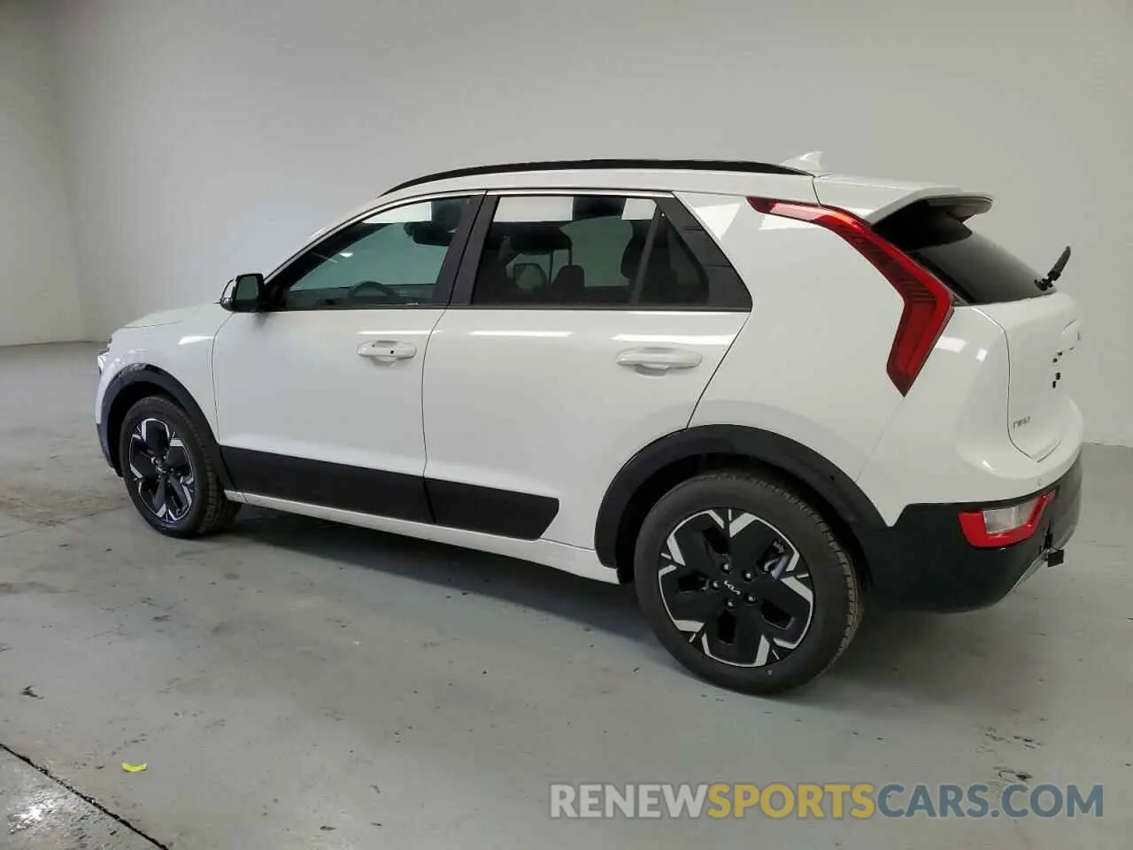 2 Photograph of a damaged car KNDCR3L16P5054750 KIA NIRO WIND 2023