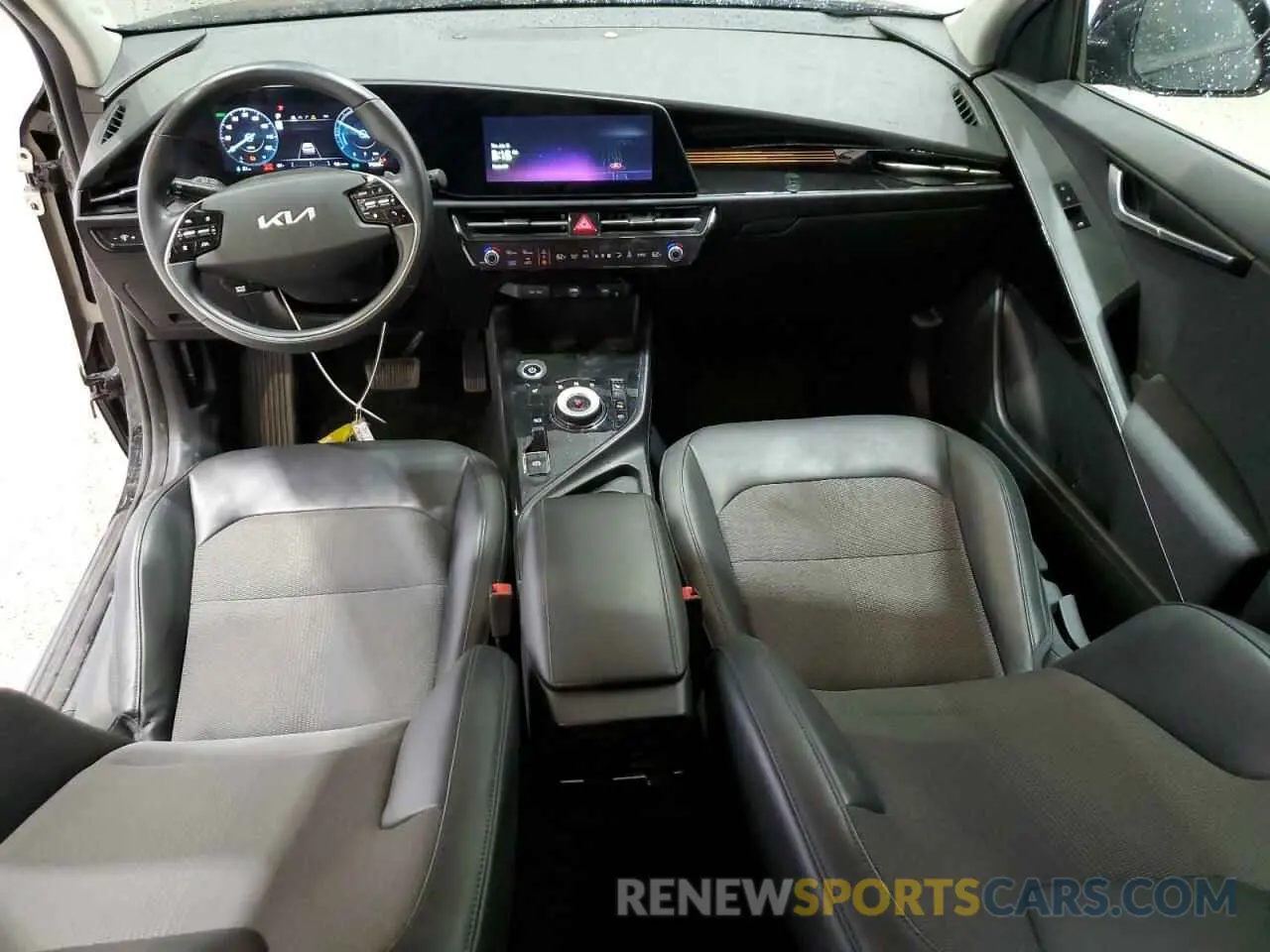 8 Photograph of a damaged car KNDCR3L17P5026469 KIA NIRO WIND 2023