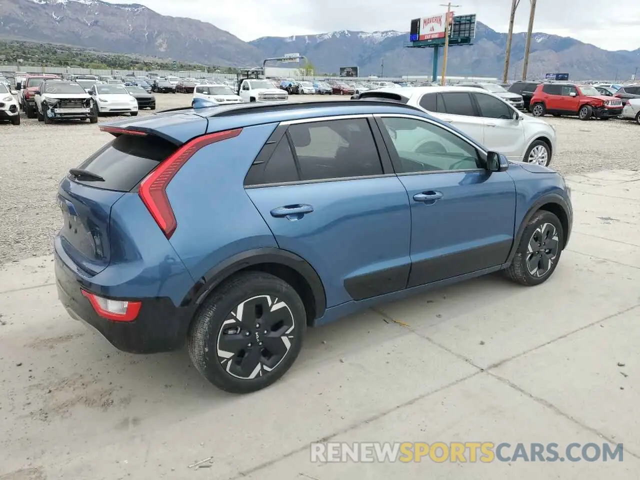 3 Photograph of a damaged car KNDCR3L17P5040680 KIA NIRO WIND 2023