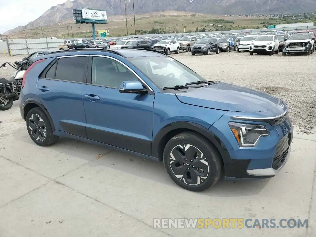 4 Photograph of a damaged car KNDCR3L17P5040680 KIA NIRO WIND 2023