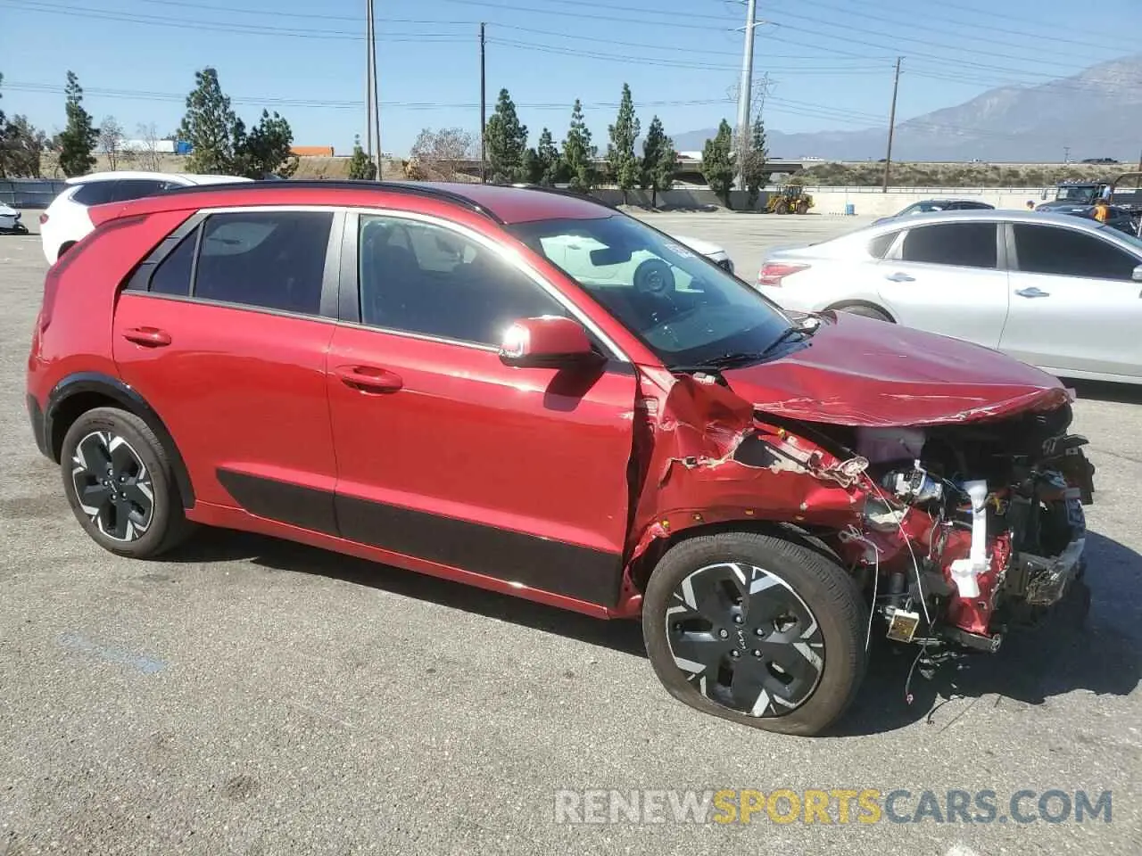 4 Photograph of a damaged car KNDCR3L17P5041912 KIA NIRO WIND 2023