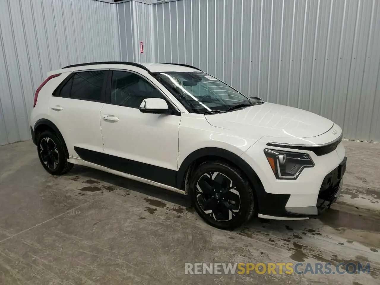 4 Photograph of a damaged car KNDCR3L18P5054717 KIA NIRO WIND 2023