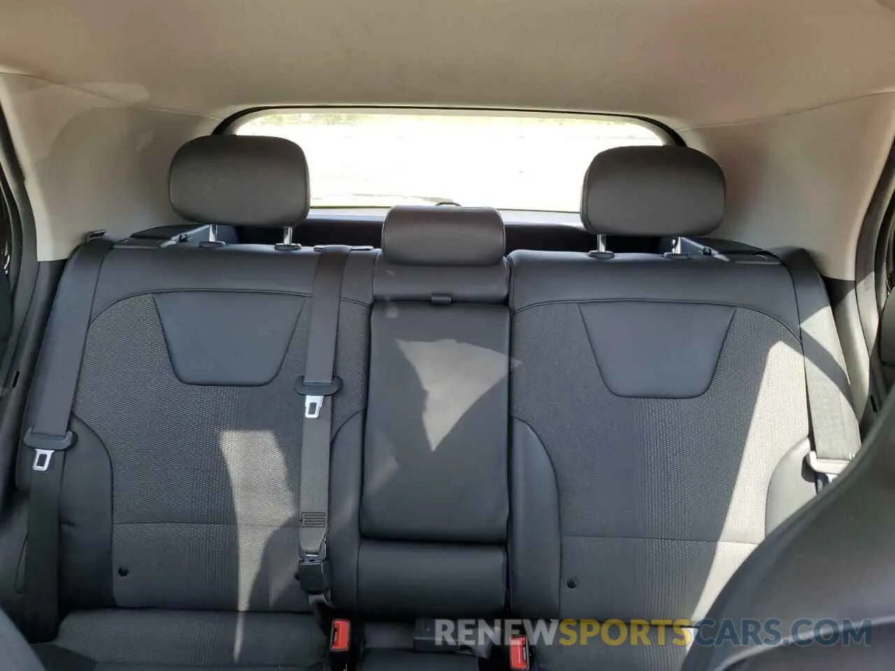 10 Photograph of a damaged car KNDCR3L19P5026490 KIA NIRO WIND 2023