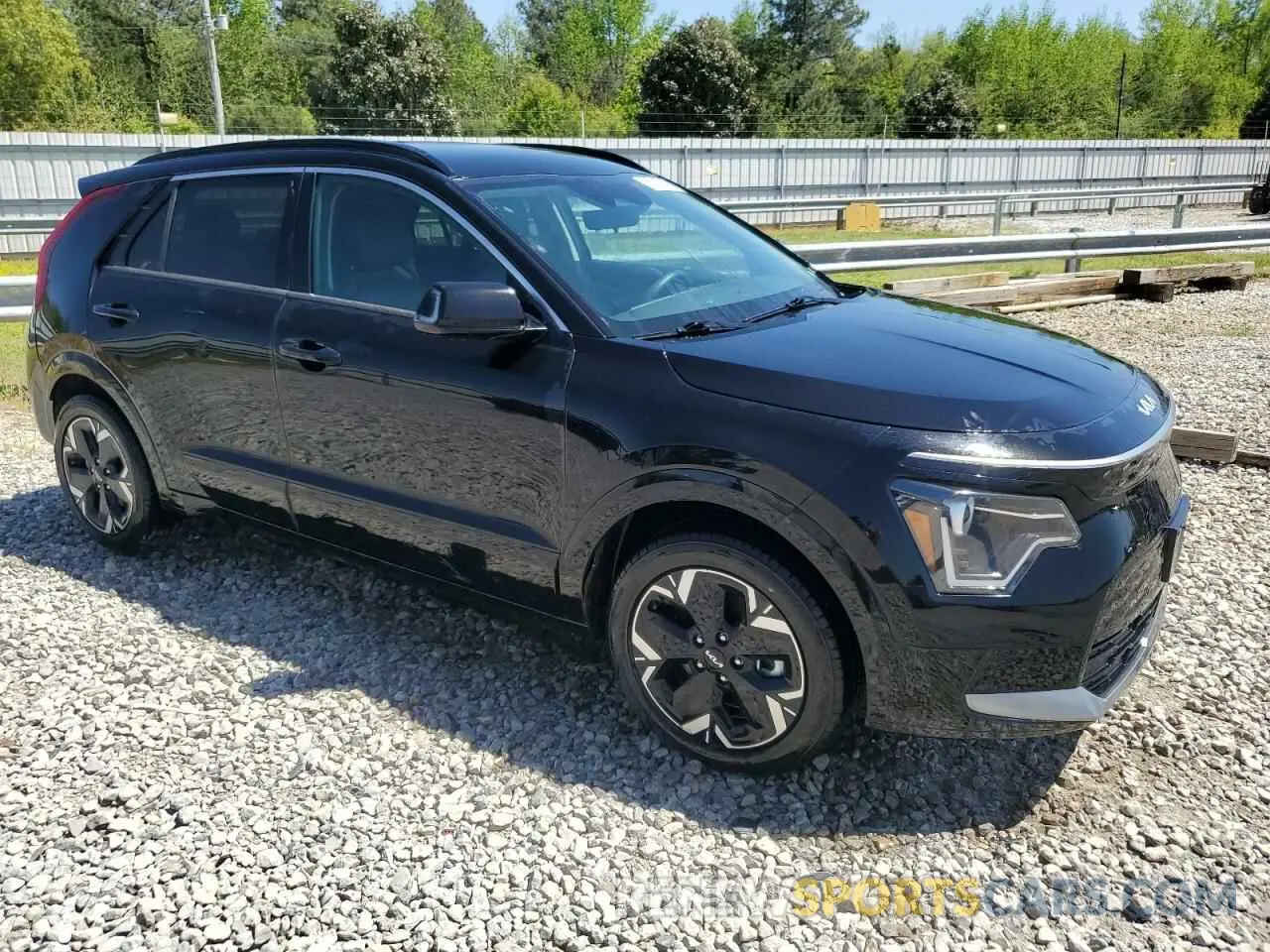 4 Photograph of a damaged car KNDCR3L19P5026490 KIA NIRO WIND 2023