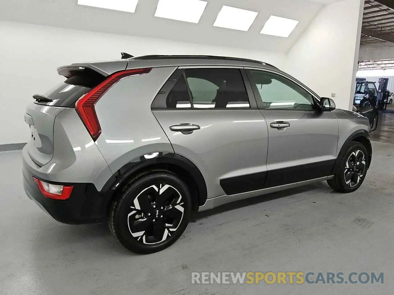 3 Photograph of a damaged car KNDCR3L19P5028238 KIA NIRO WIND 2023