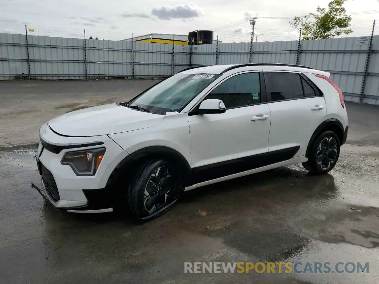 1 Photograph of a damaged car KNDCR3L1XP5026045 KIA NIRO WIND 2023