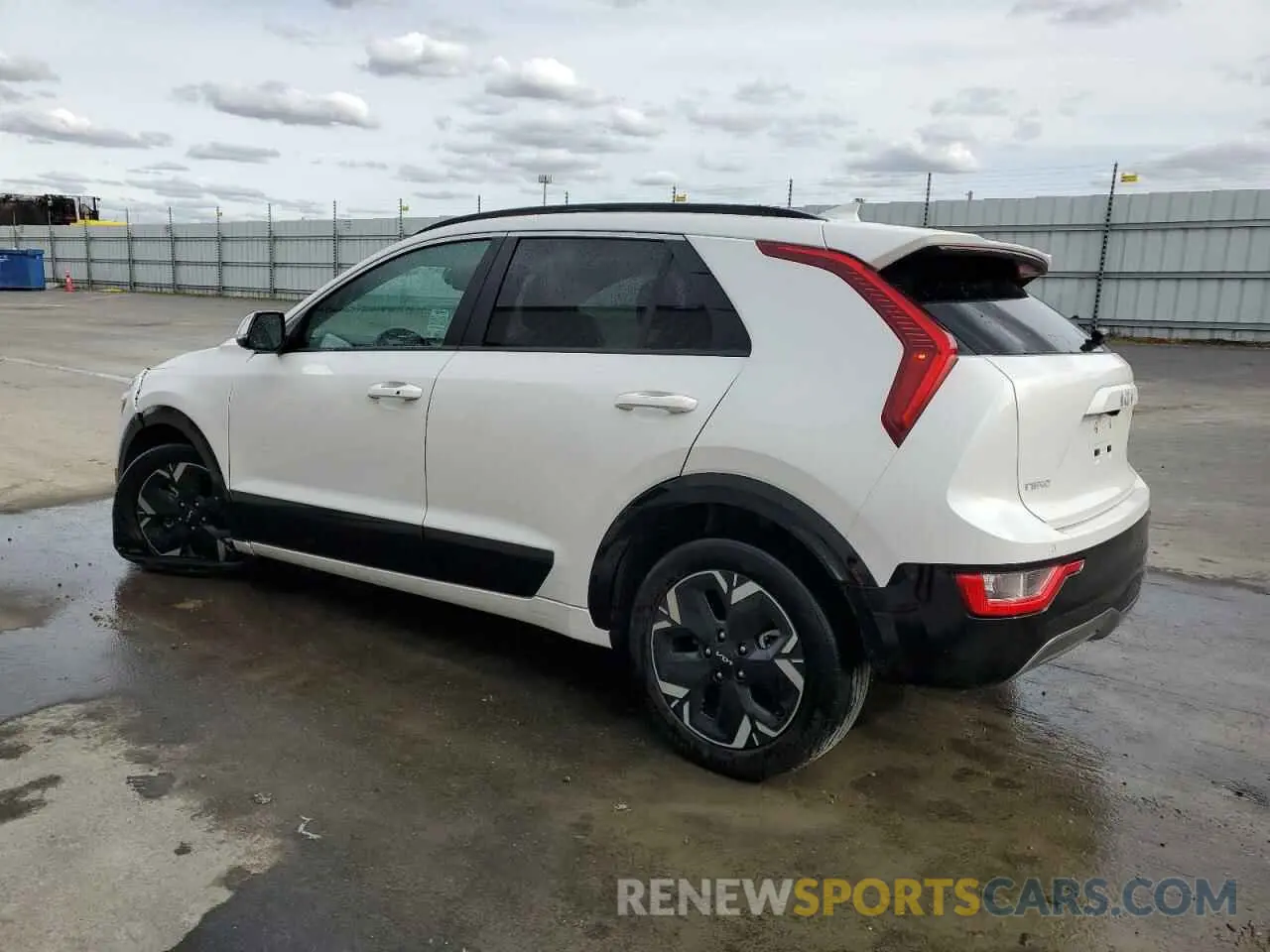 2 Photograph of a damaged car KNDCR3L1XP5026045 KIA NIRO WIND 2023