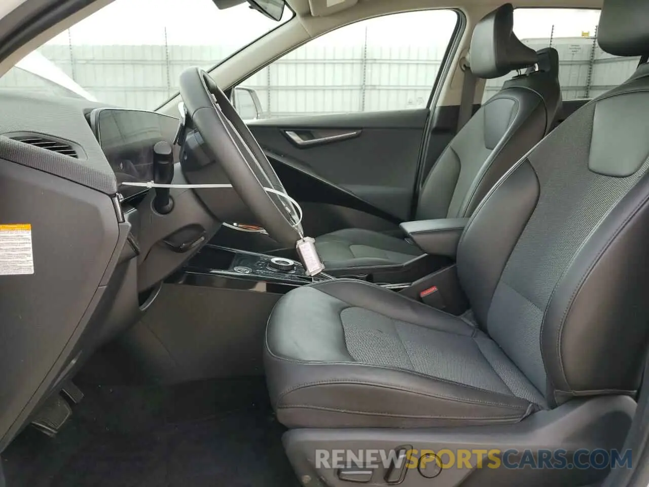 7 Photograph of a damaged car KNDCR3L1XP5026045 KIA NIRO WIND 2023