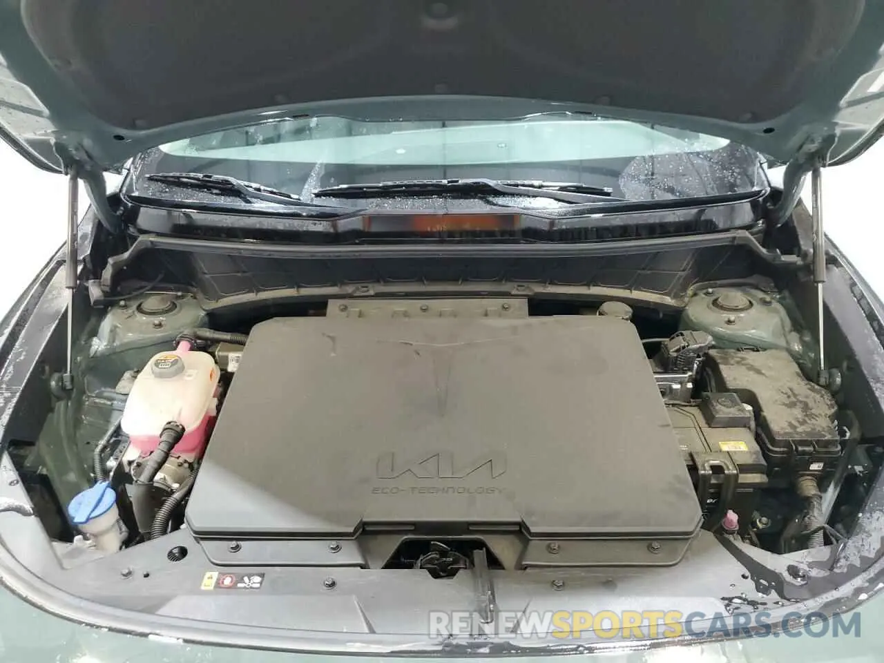 12 Photograph of a damaged car KNDCR3L1XP5036221 KIA NIRO WIND 2023