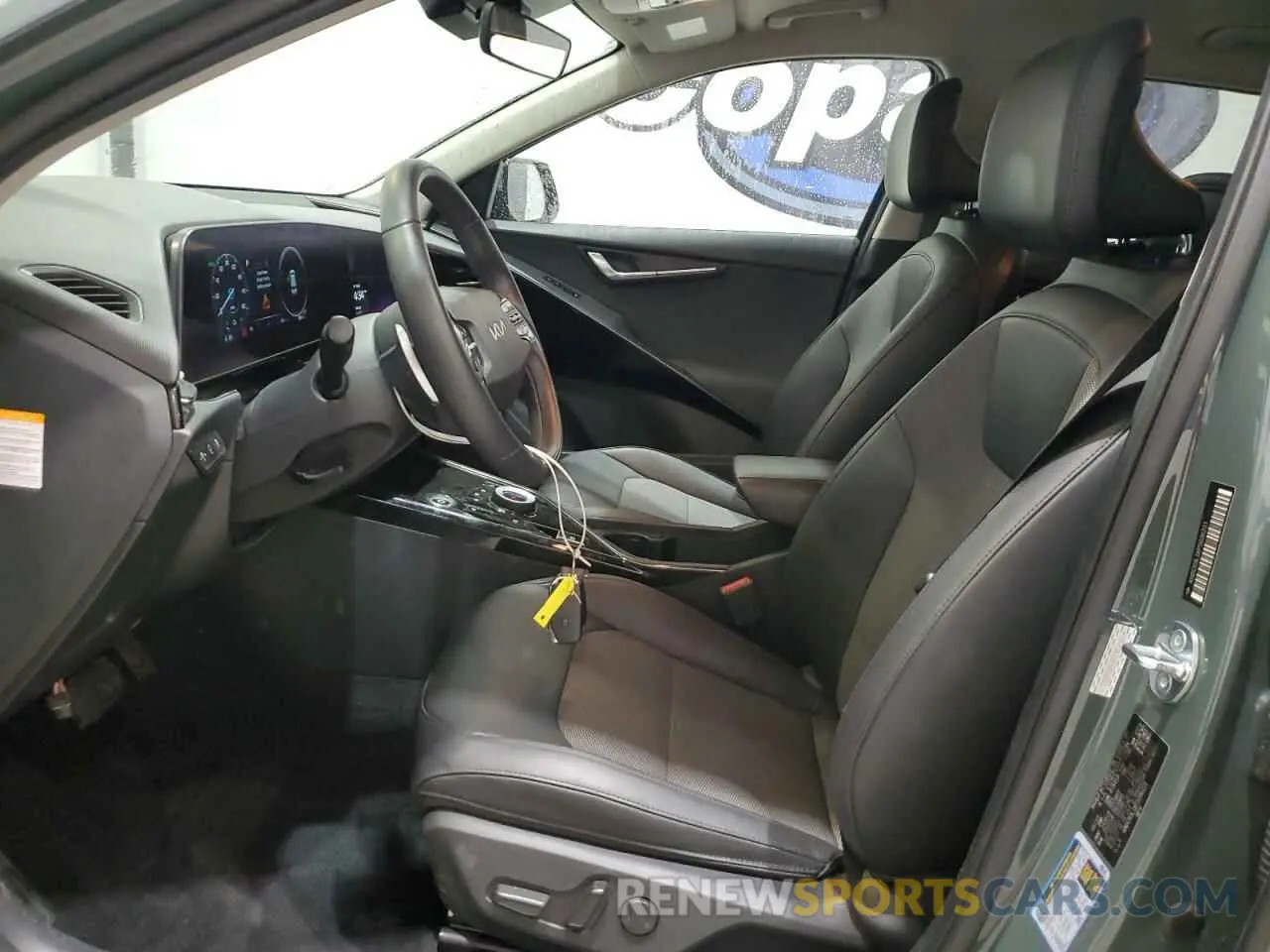 7 Photograph of a damaged car KNDCR3L1XP5036221 KIA NIRO WIND 2023