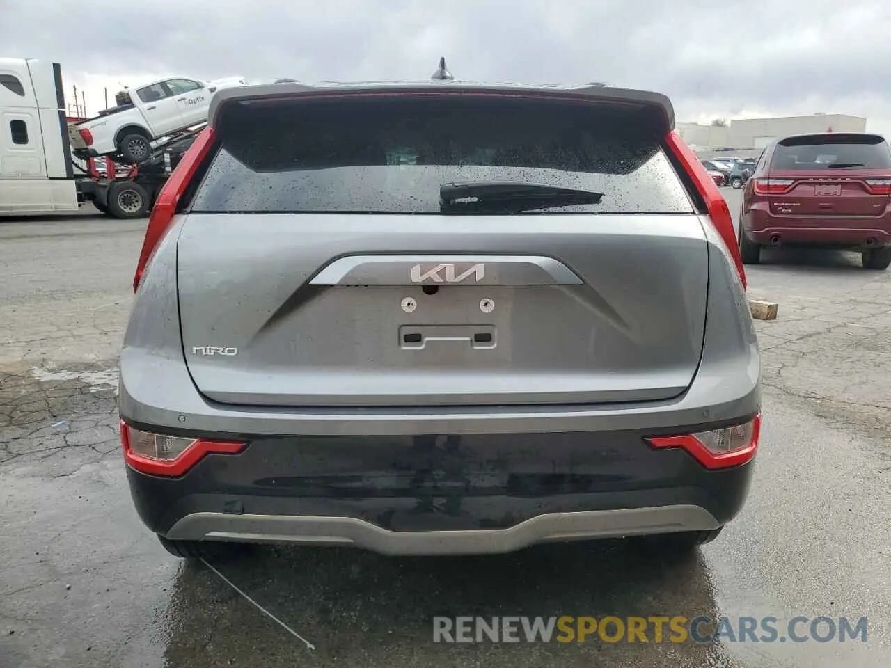 6 Photograph of a damaged car KNDCR3L1XP5045856 KIA NIRO WIND 2023
