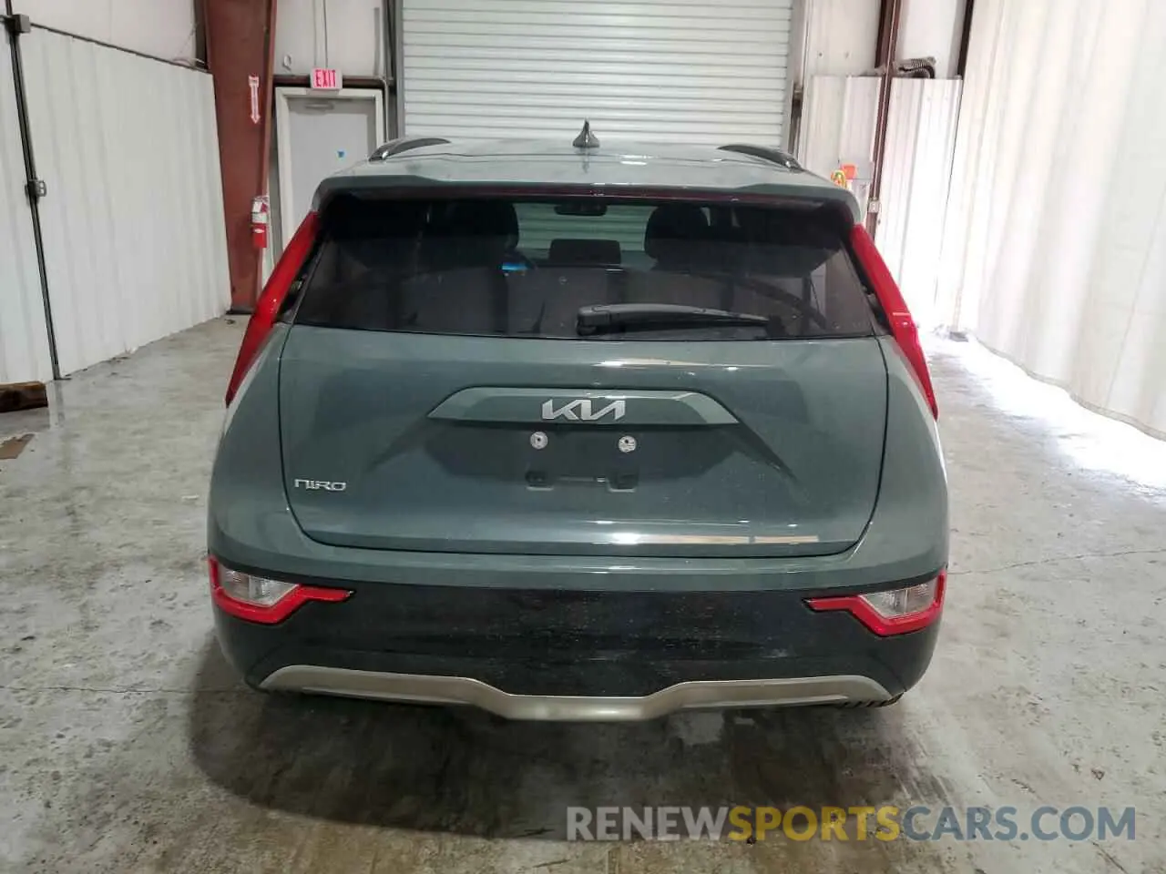 6 Photograph of a damaged car KNDCR3L1XP5046330 KIA NIRO WIND 2023