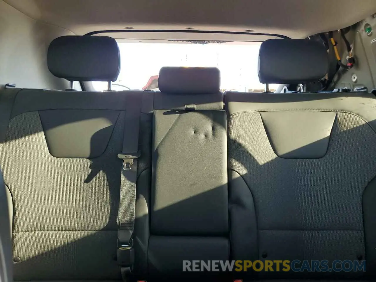 10 Photograph of a damaged car KNDCR3L10R5092199 KIA NIRO WIND 2024