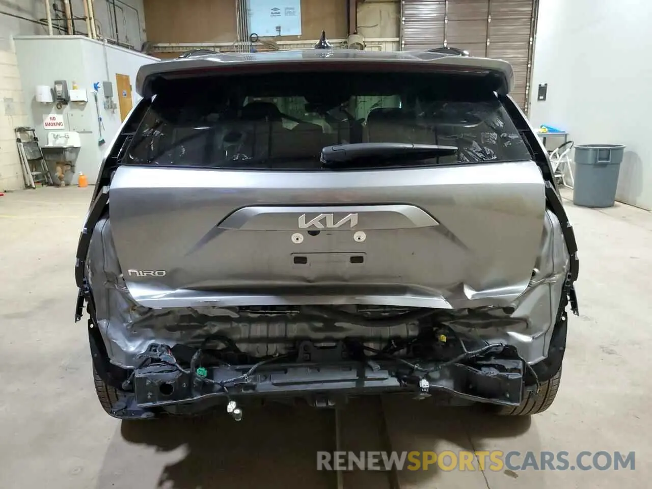 6 Photograph of a damaged car KNDCR3L10R5112144 KIA NIRO WIND 2024
