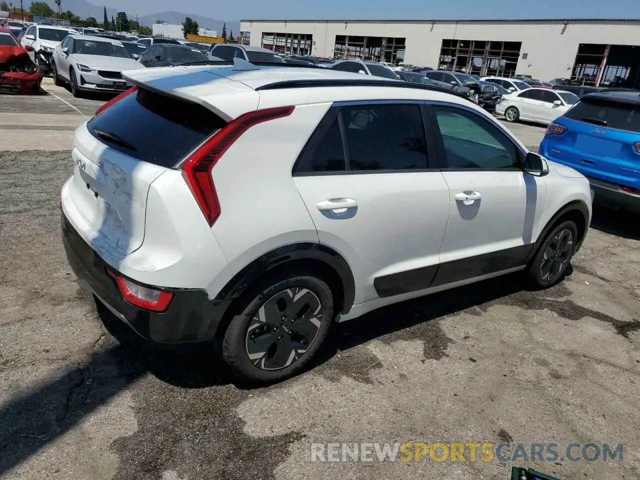 3 Photograph of a damaged car KNDCR3L10R5126173 KIA NIRO WIND 2024