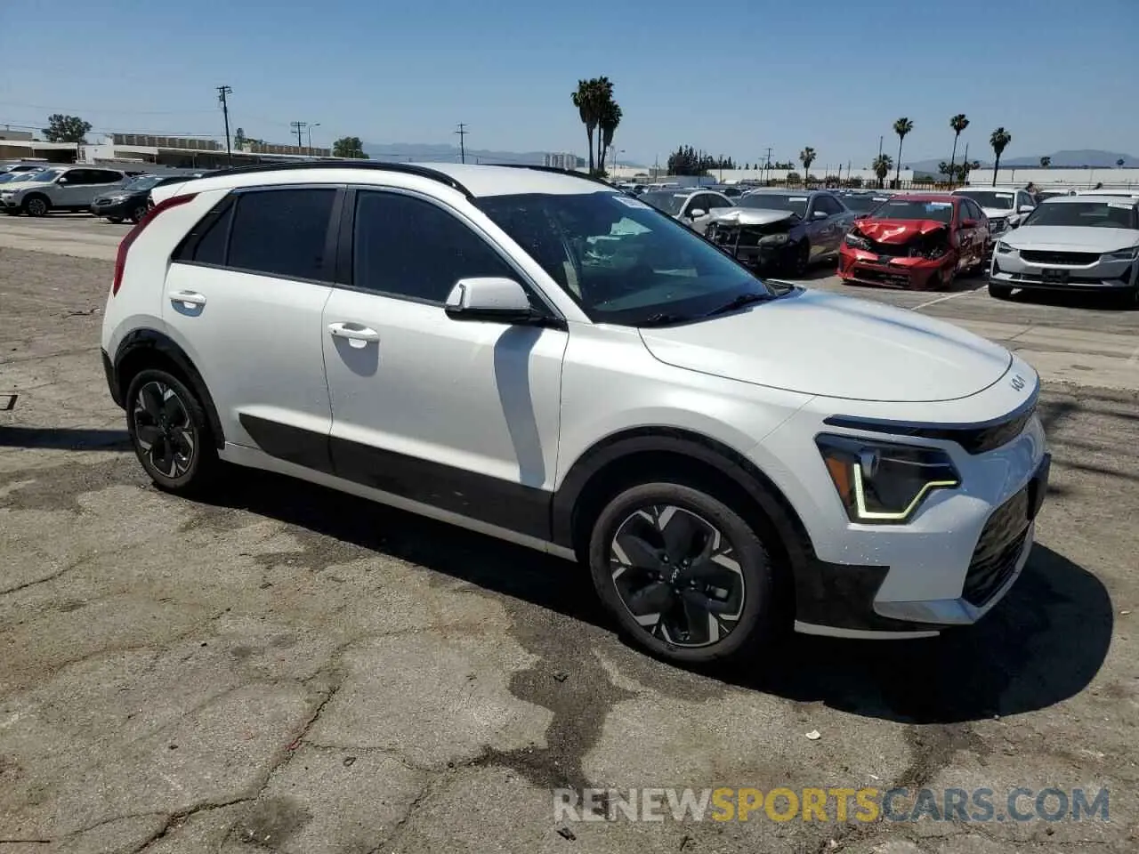4 Photograph of a damaged car KNDCR3L10R5126173 KIA NIRO WIND 2024