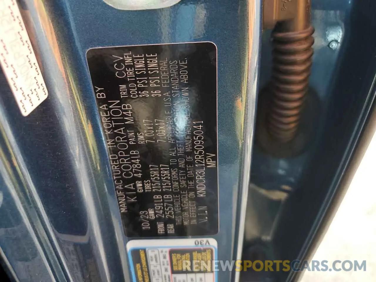 13 Photograph of a damaged car KNDCR3L12R5095041 KIA NIRO WIND 2024