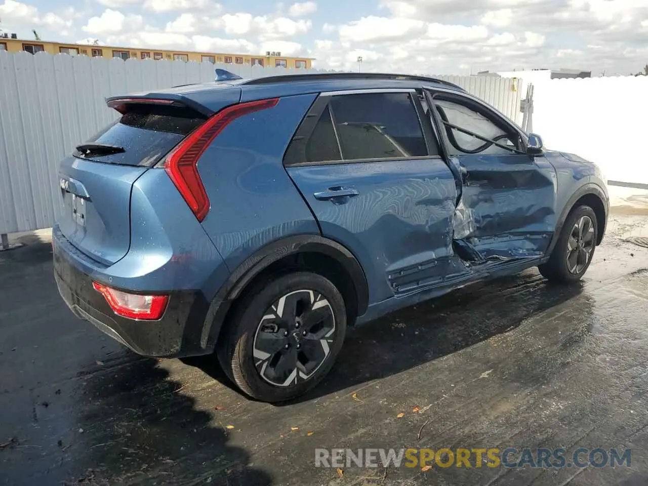 3 Photograph of a damaged car KNDCR3L12R5095041 KIA NIRO WIND 2024