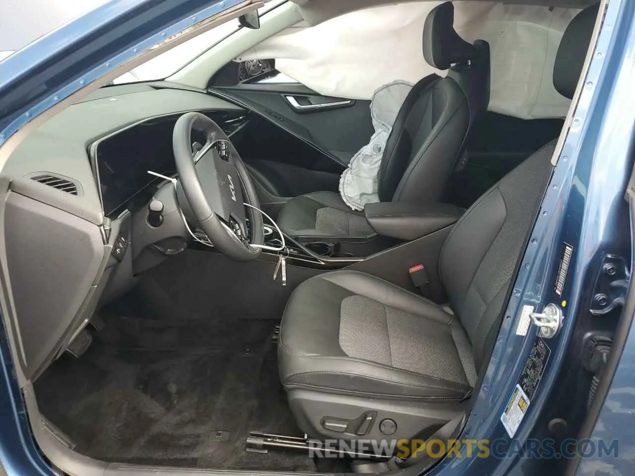 7 Photograph of a damaged car KNDCR3L12R5095041 KIA NIRO WIND 2024