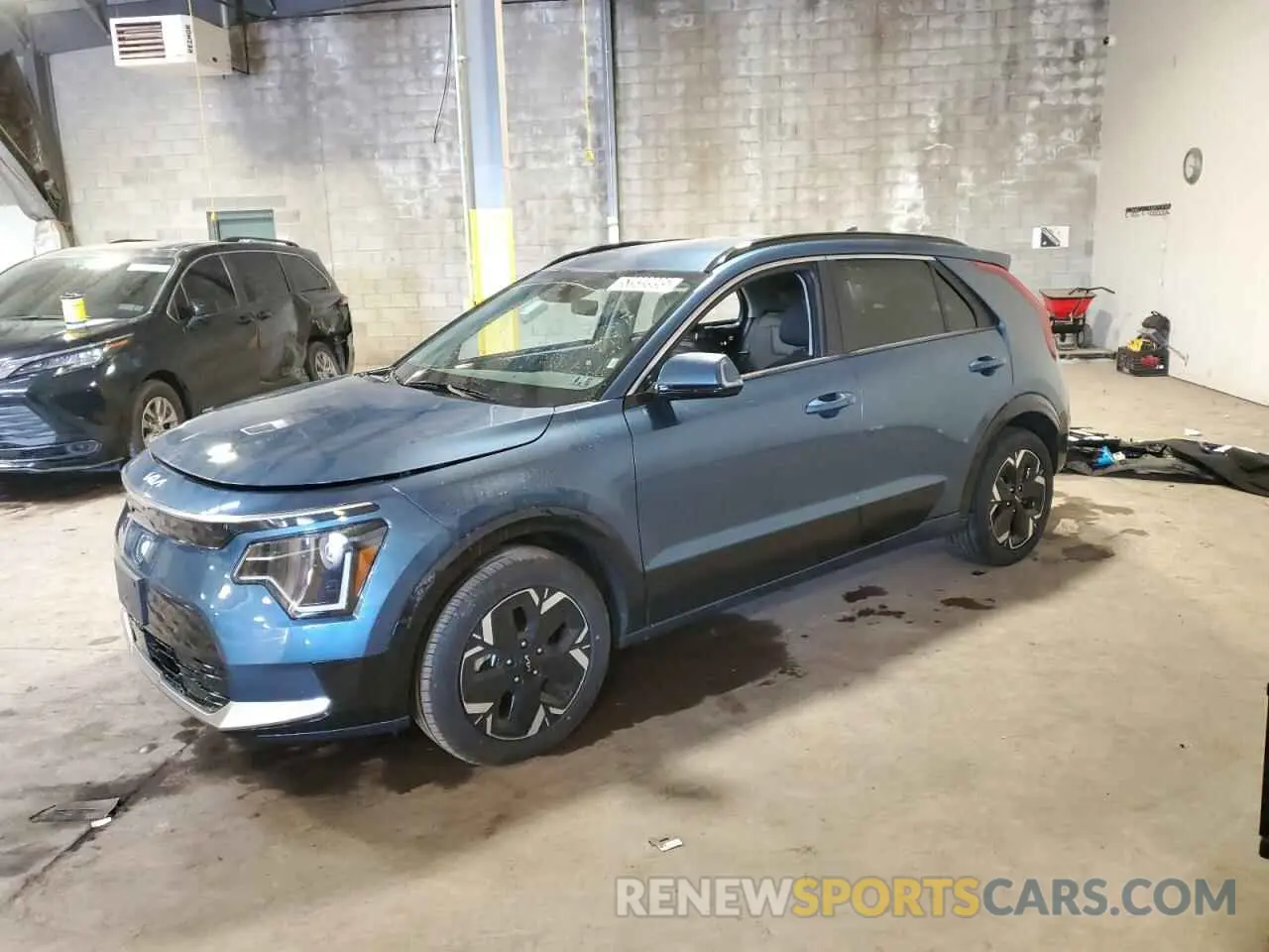 1 Photograph of a damaged car KNDCR3L13R5116155 KIA NIRO WIND 2024