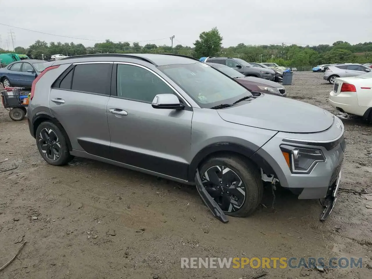 4 Photograph of a damaged car KNDCR3L13R5121808 KIA NIRO WIND 2024