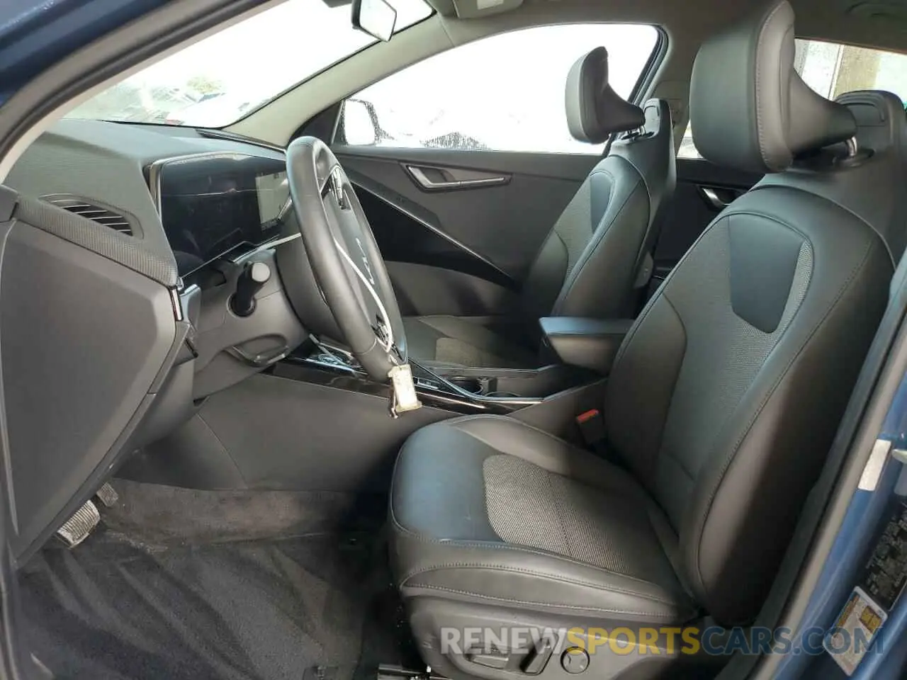 7 Photograph of a damaged car KNDCR3L14R5086454 KIA NIRO WIND 2024