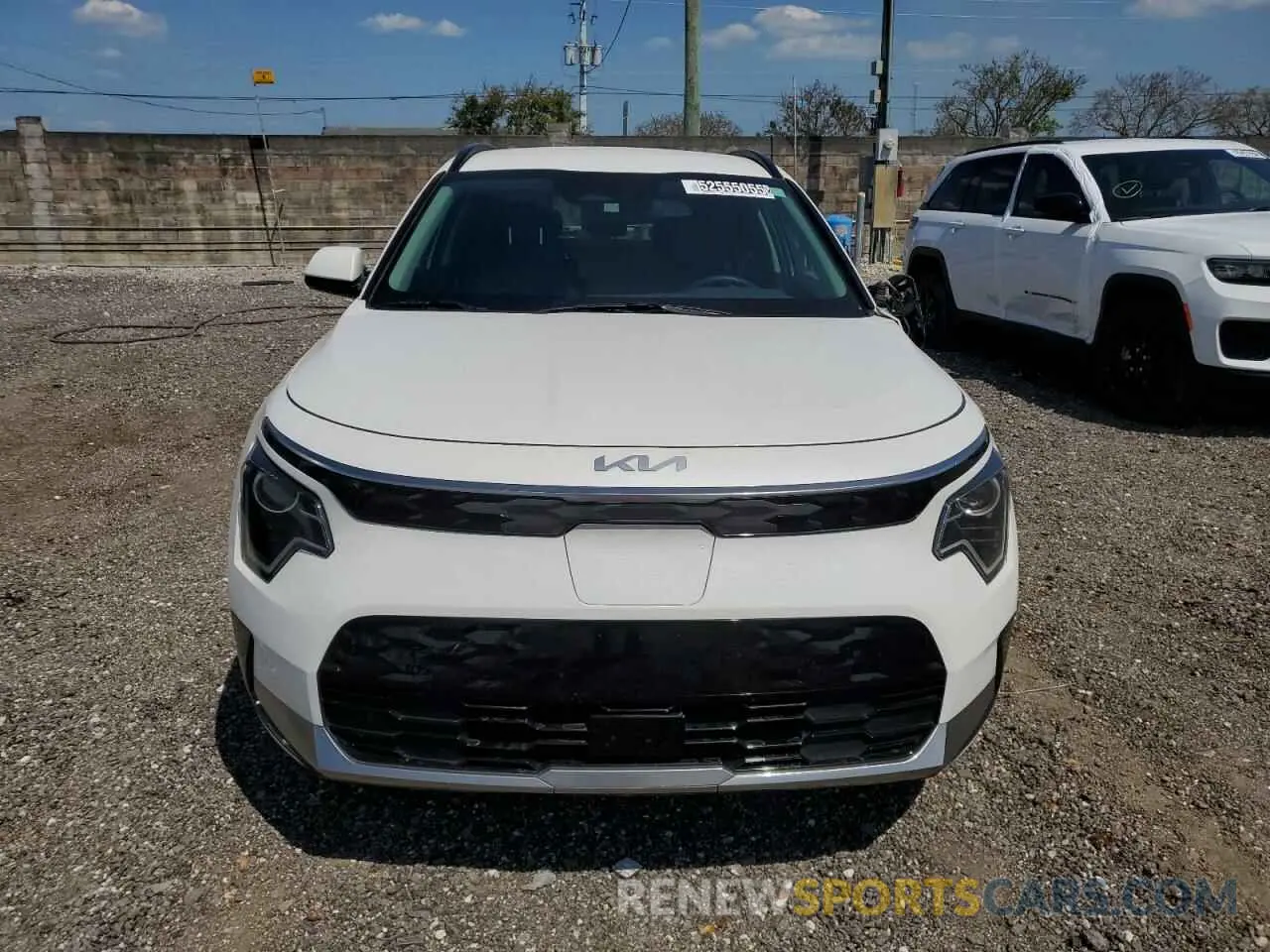 5 Photograph of a damaged car KNDCR3L14R5098698 KIA NIRO WIND 2024