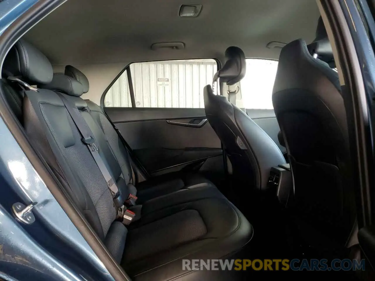 10 Photograph of a damaged car KNDCR3L14R5120960 KIA NIRO WIND 2024