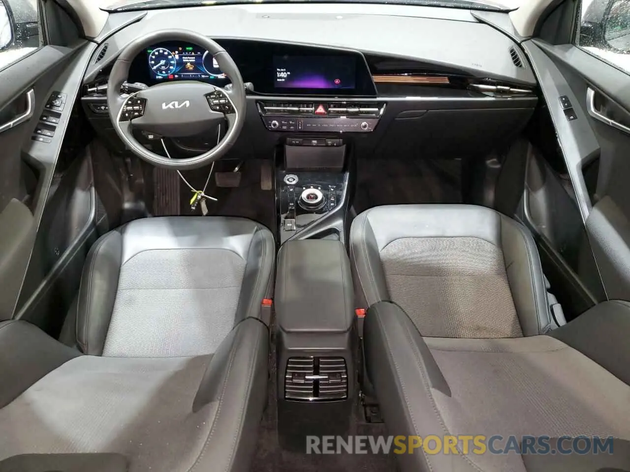 8 Photograph of a damaged car KNDCR3L14R5121011 KIA NIRO WIND 2024