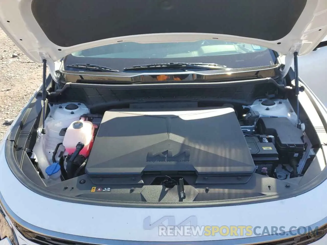 12 Photograph of a damaged car KNDCR3L14R5122269 KIA NIRO WIND 2024