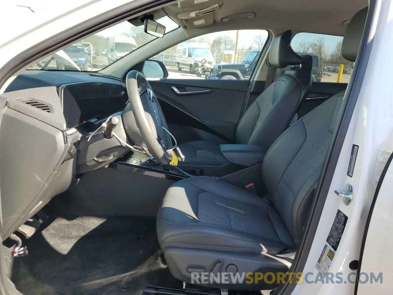 7 Photograph of a damaged car KNDCR3L14R5122269 KIA NIRO WIND 2024