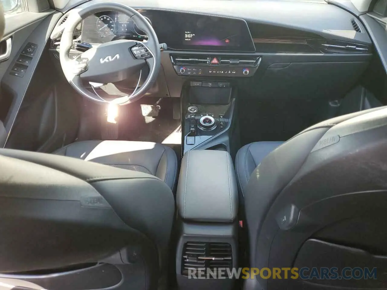 8 Photograph of a damaged car KNDCR3L14R5122269 KIA NIRO WIND 2024